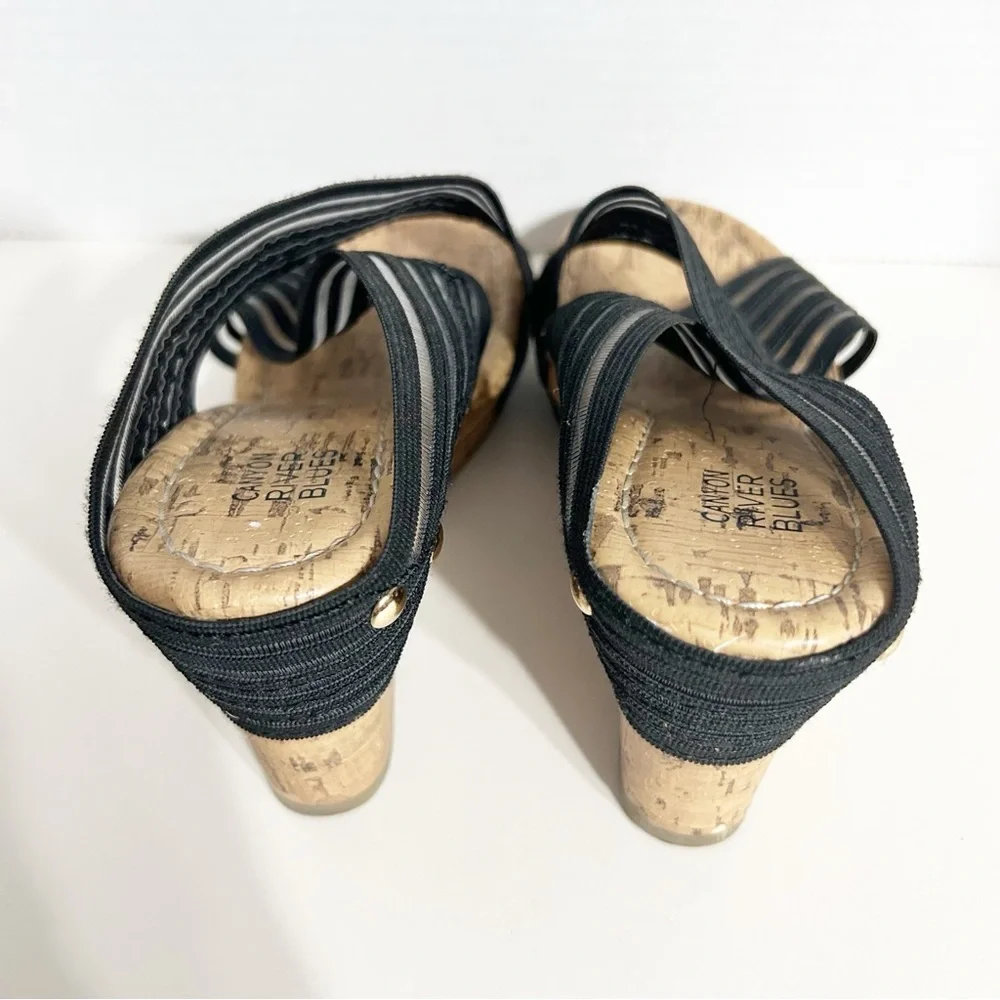 Canyon River Blues Black and Tan Strappy Wedges